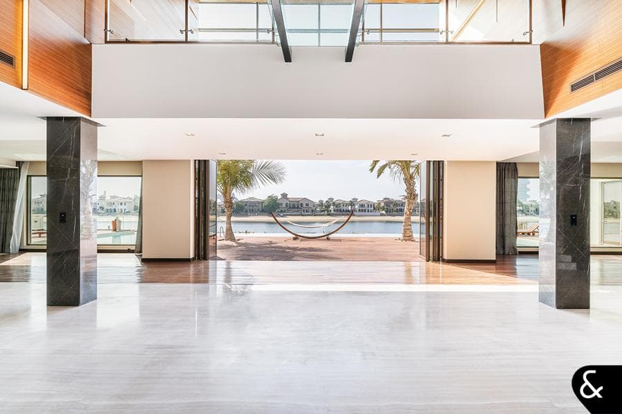 Signature Villas Frond D Gallery