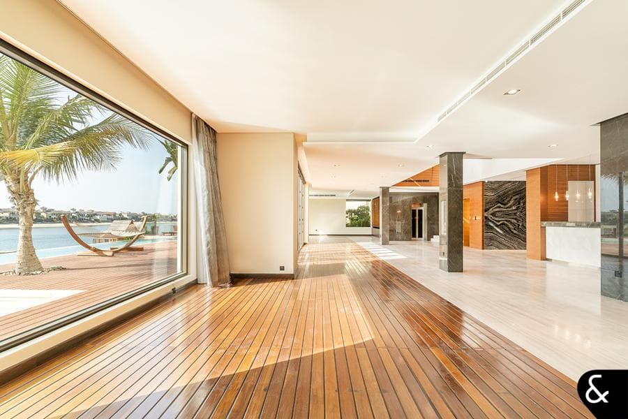 Signature Villas Frond D Gallery