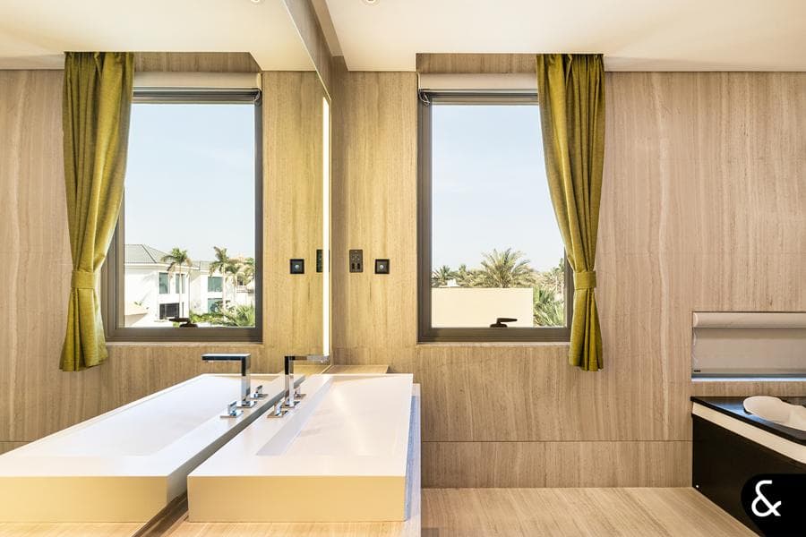 Signature Villas Frond D Gallery