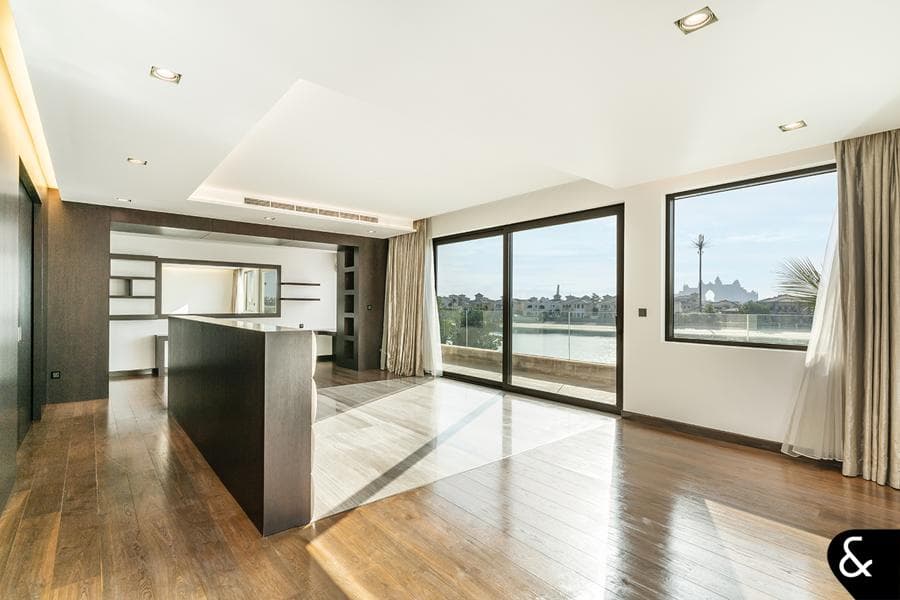 Signature Villas Frond D Gallery