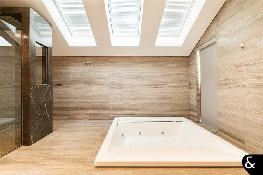 Signature Villas Frond D Gallery